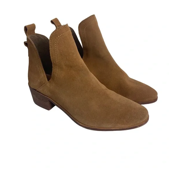 Lulus x Matisse Pacey Tan Suede Leather Cutout Ankle Booties 7M - Picture 2 of 10